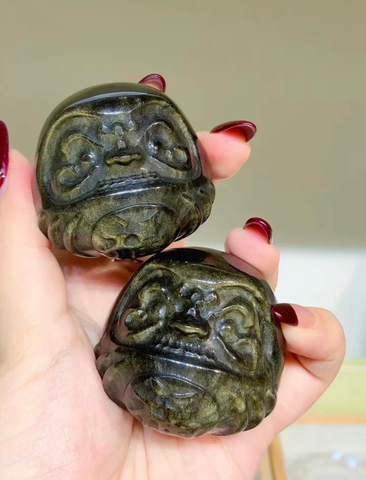金曜石|銀曜石達摩