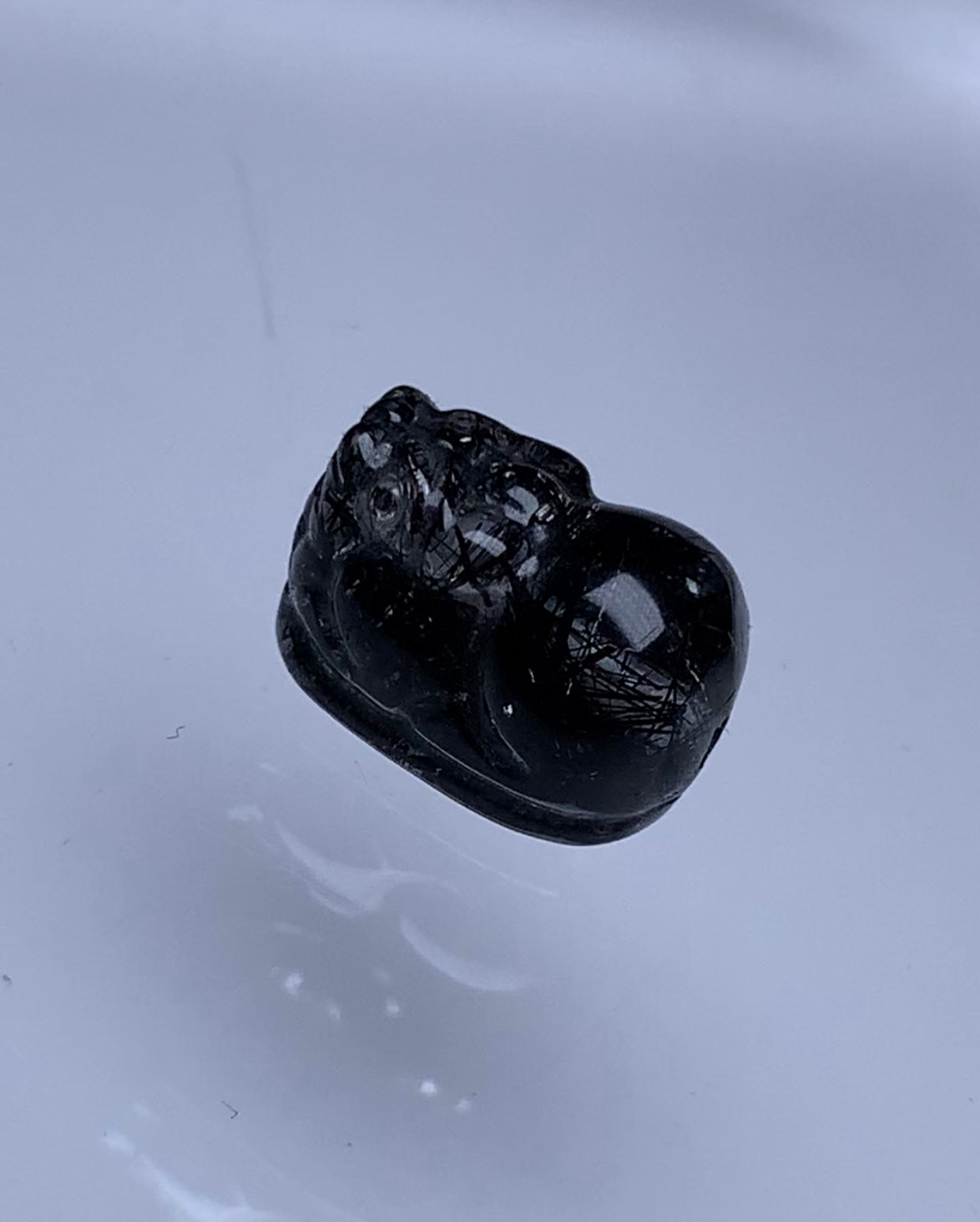 高品黑髮晶貔貅