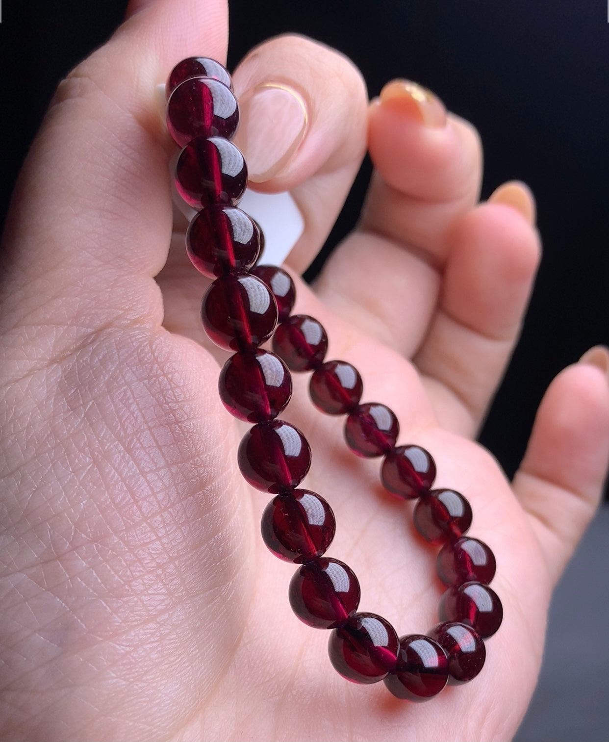 High-quality garnet 8.2mm