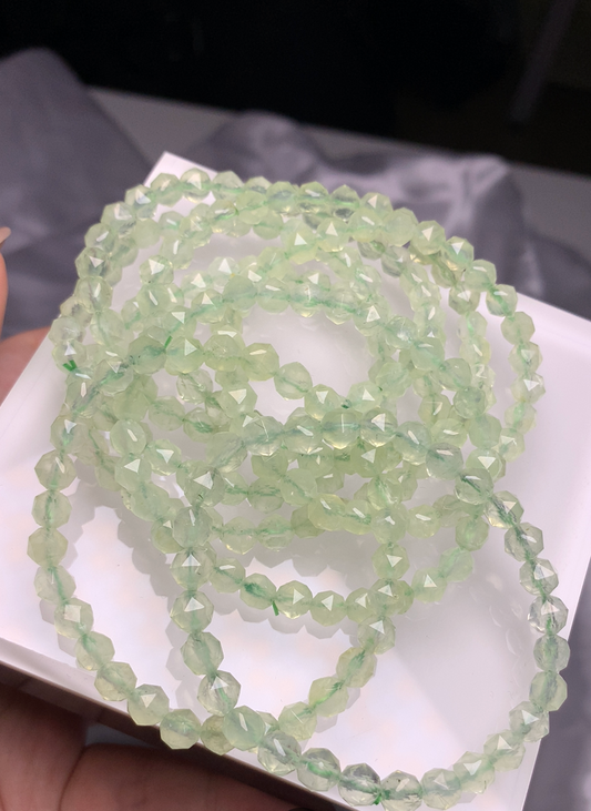 Grape Stone Star Cut 5.5mm