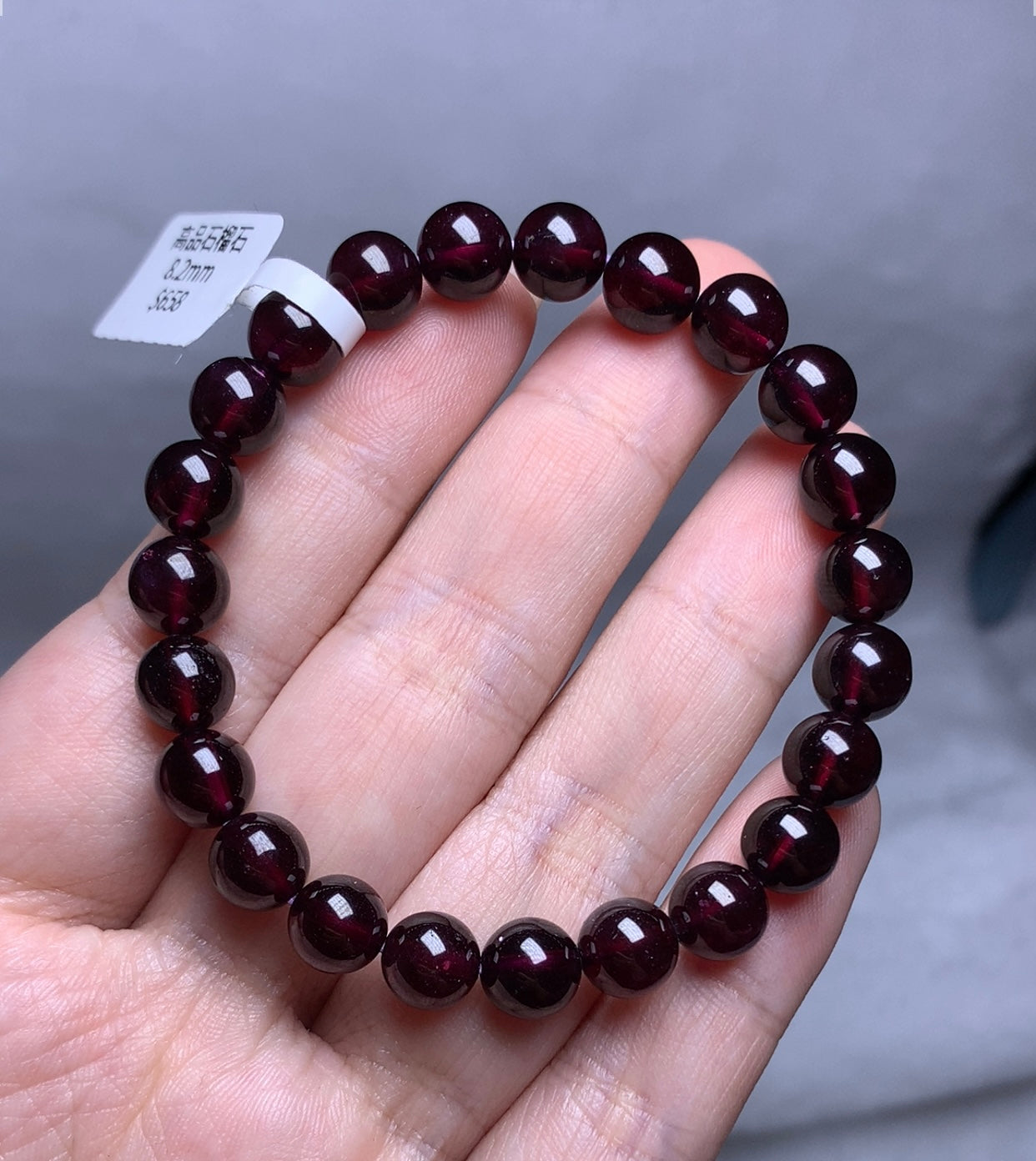 High-quality garnet 8.2mm